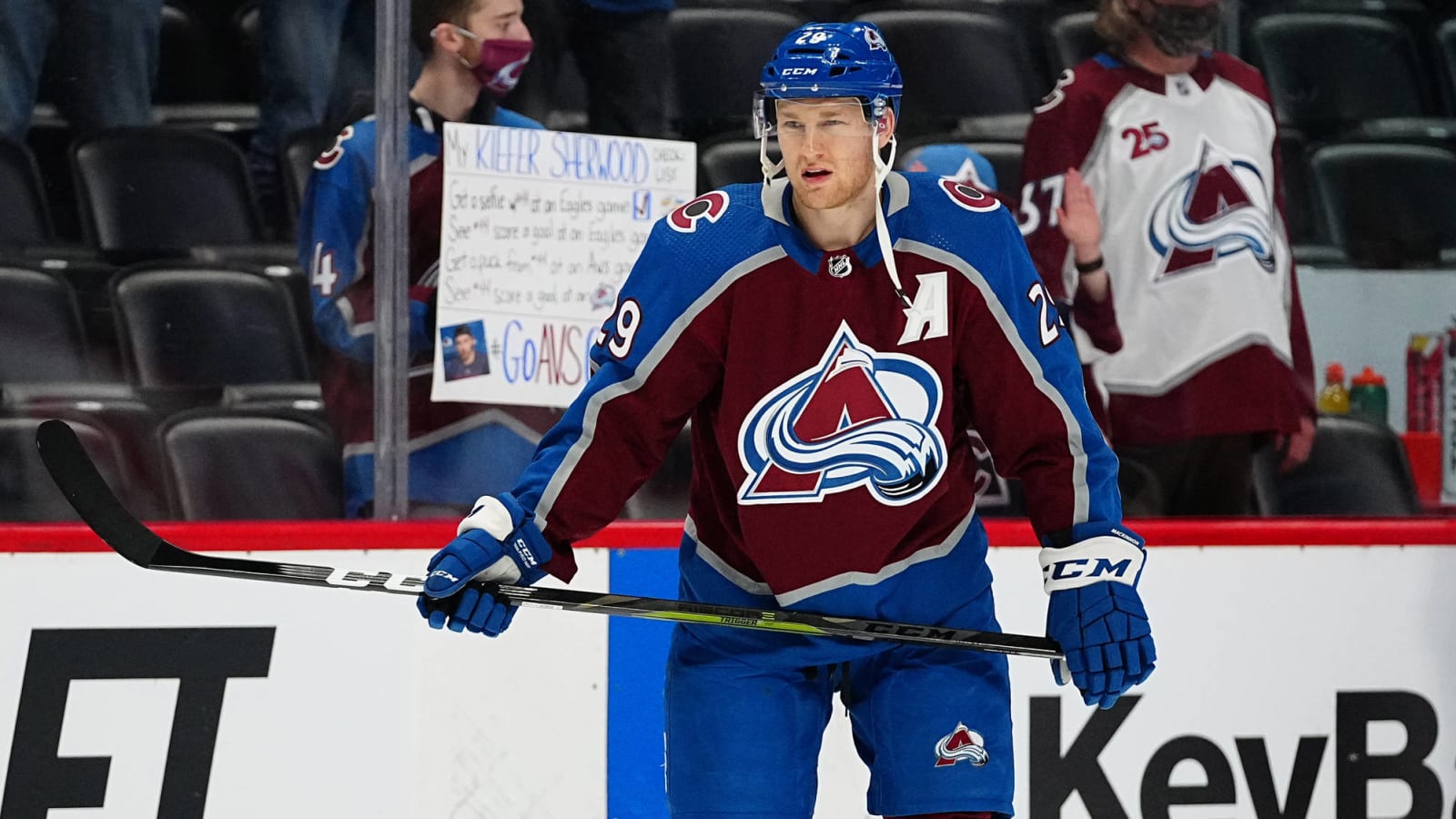 Avalanche's MacKinnon out three weeks with lower-body injury