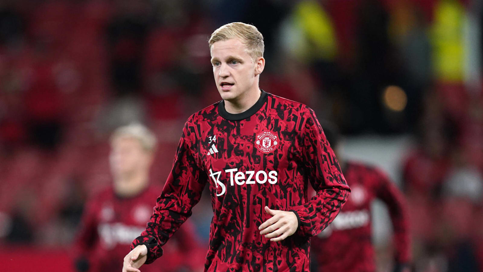 Donny van de Beek's generous offer to Ukrainian refugees stuns