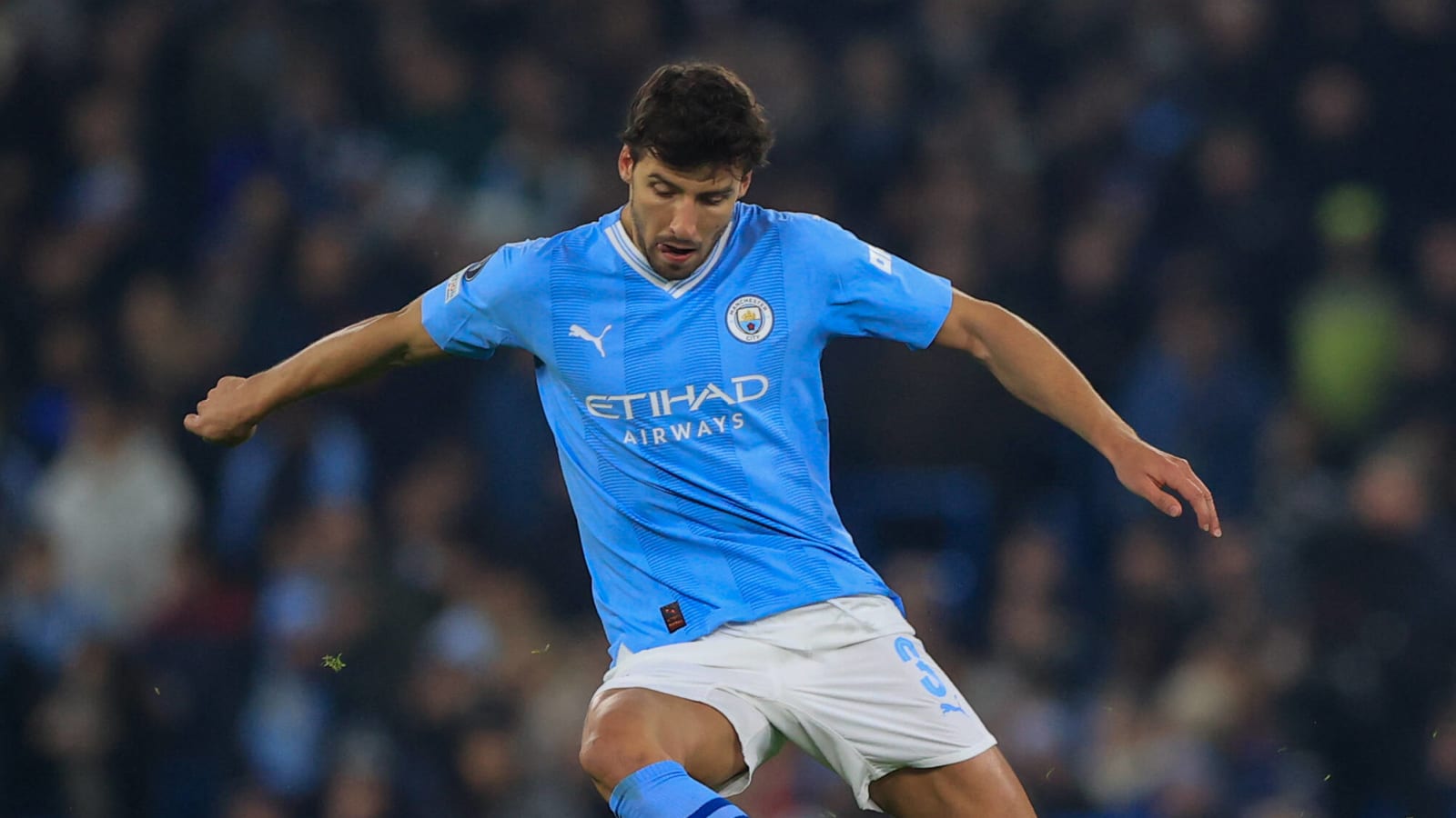 Rúben Dias, do Manchester City, é eleito o melhor jogador do