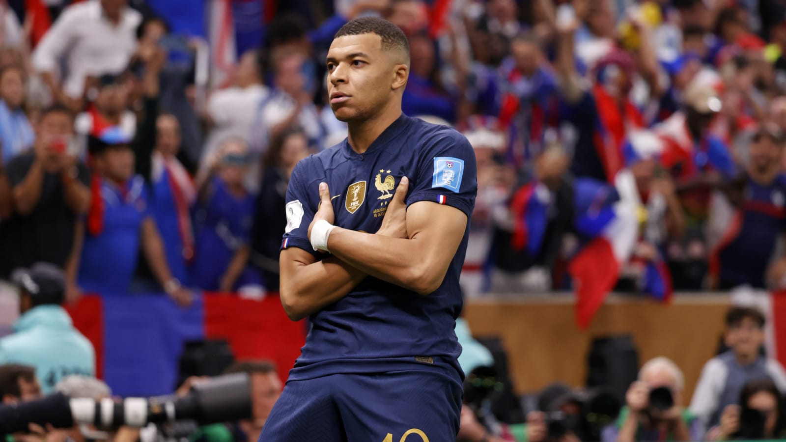 'The problem is Vinicius Jr.' – Former Real Madrid man Karim Benzema takes subtle dig at Kylian Mbappe amidst poor run of form