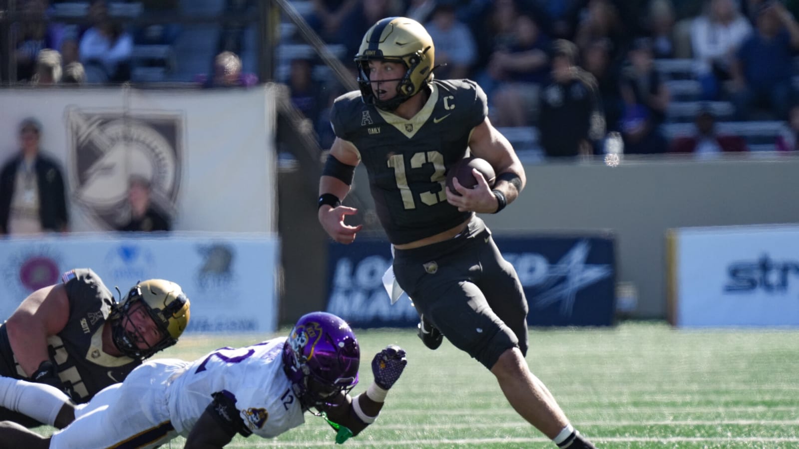 Army’s Quarterback is Marching into the Heisman Race
