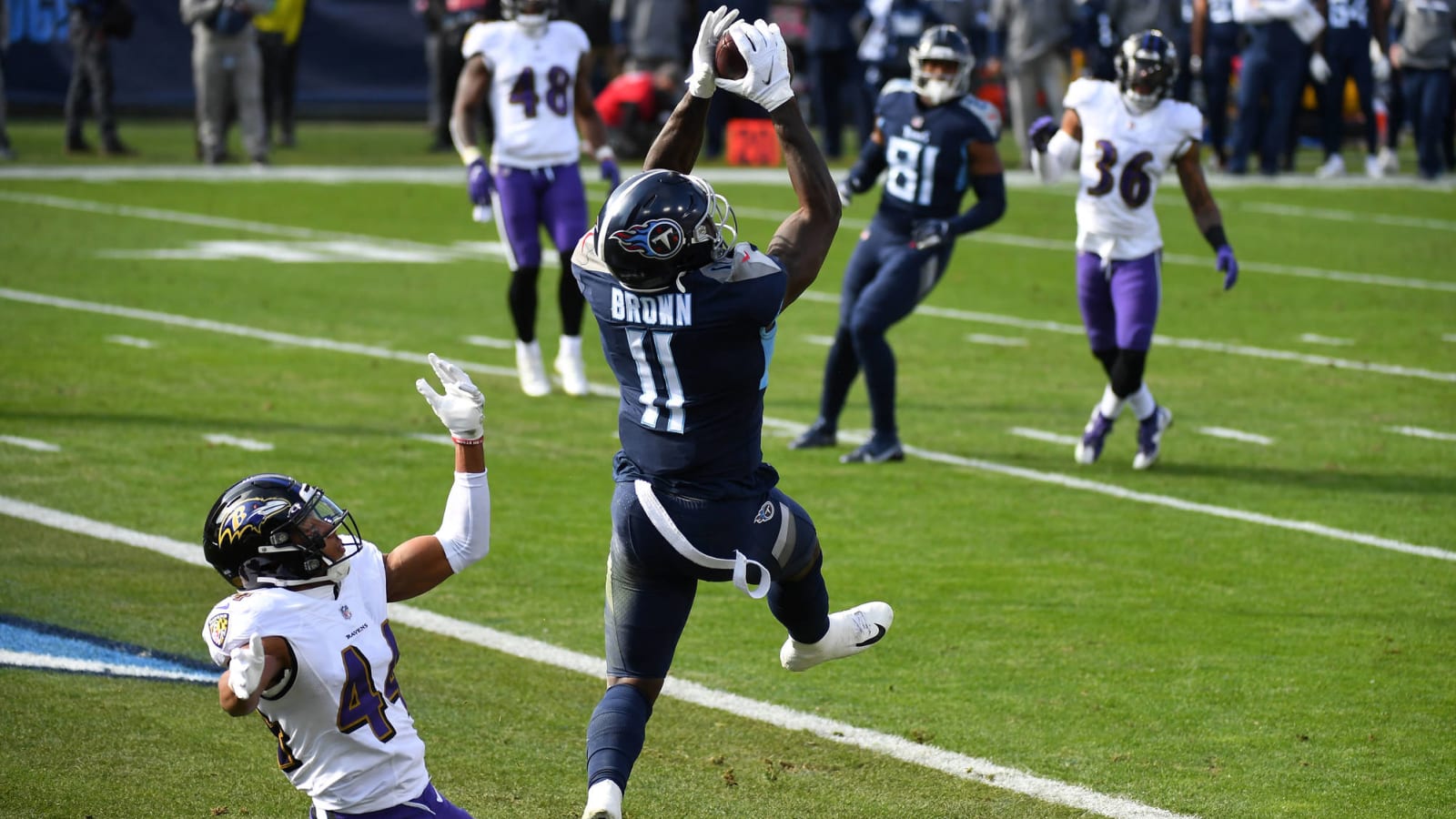 Titans' TD still counts despite blatant OPI