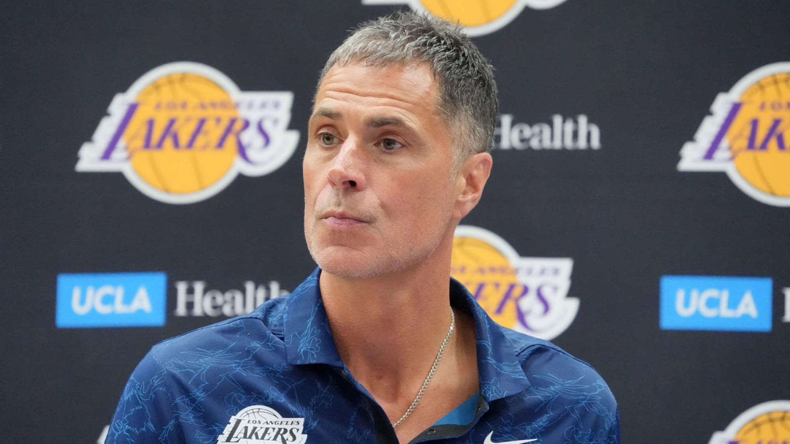 Lakers' patient approach could backfire