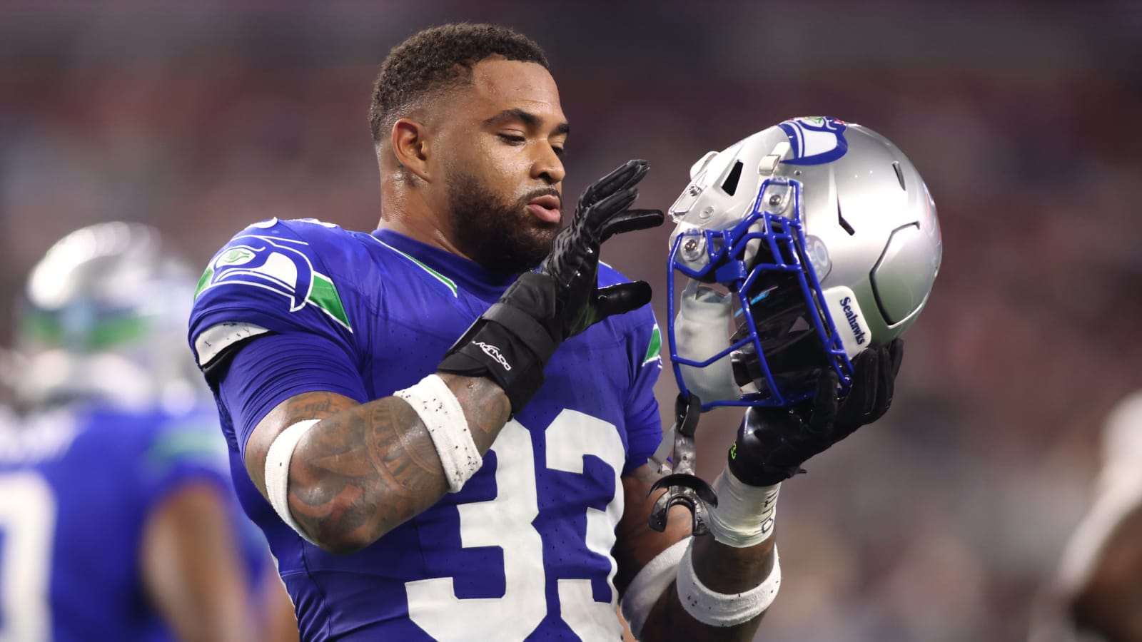 Titans release three-time Pro Bowl player