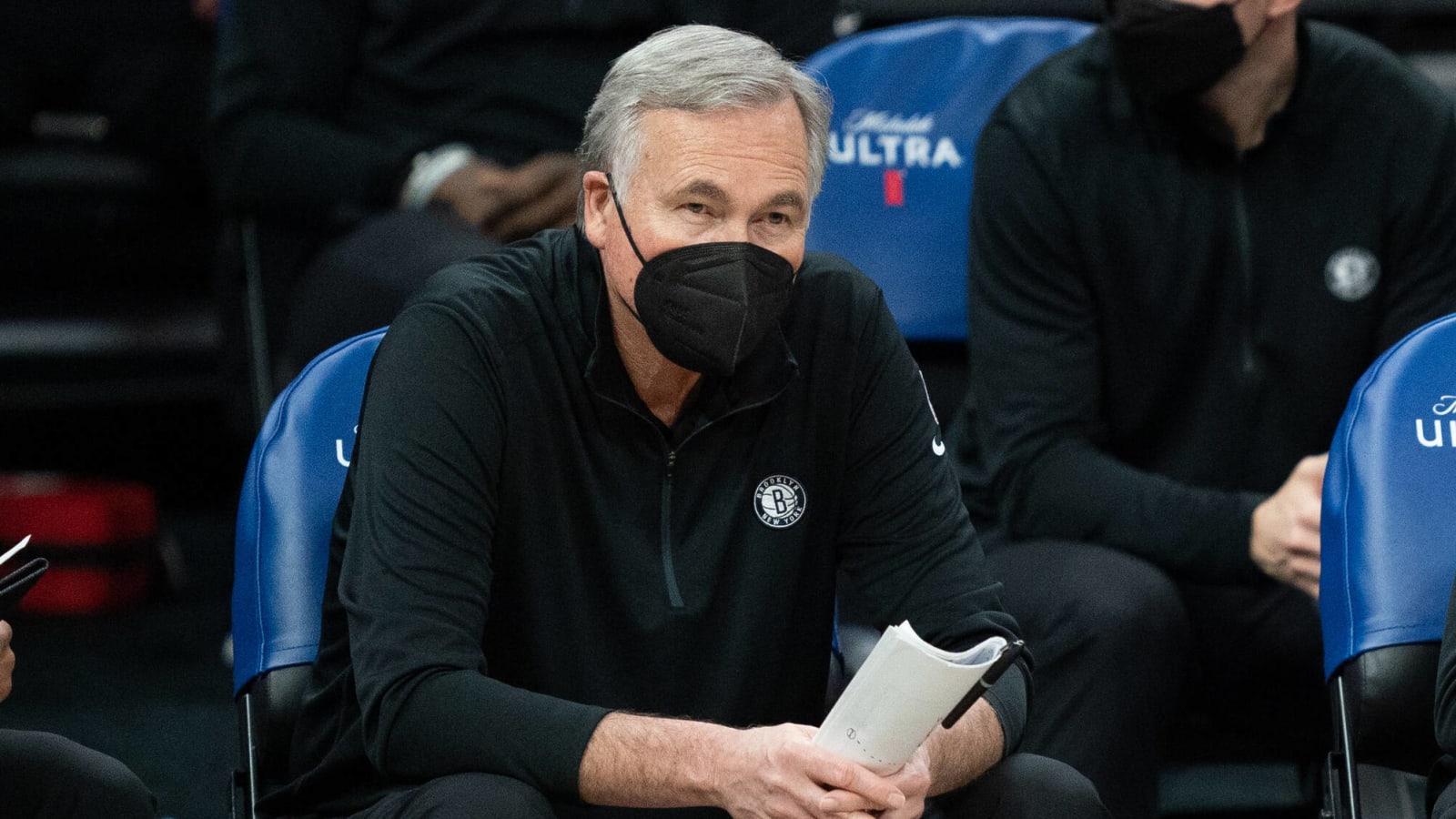 Mike D’Antoni set to meet with Hornets owner to discuss HC position