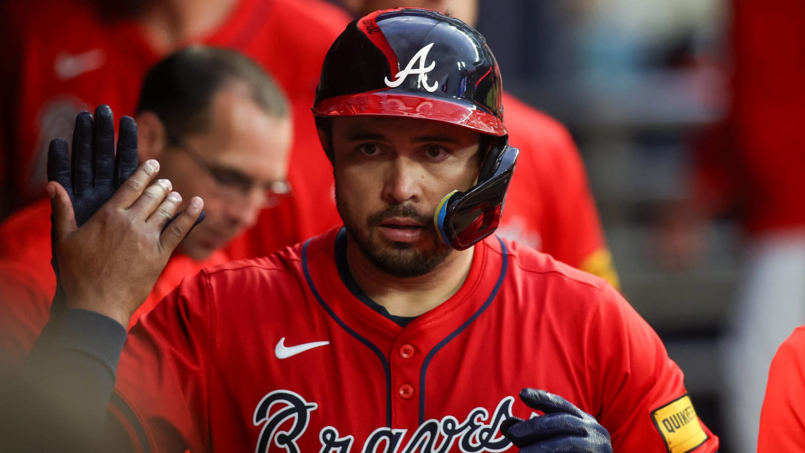 Watch: Travis d'Arnaud hits grand slam vs. Rangers