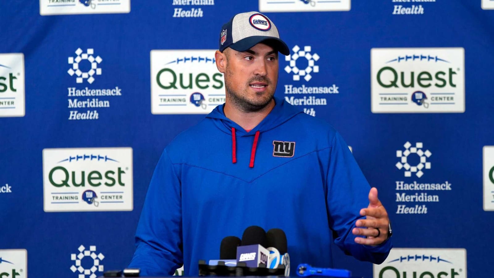 Giants OC Mike Kafka adjusting to his diminished role