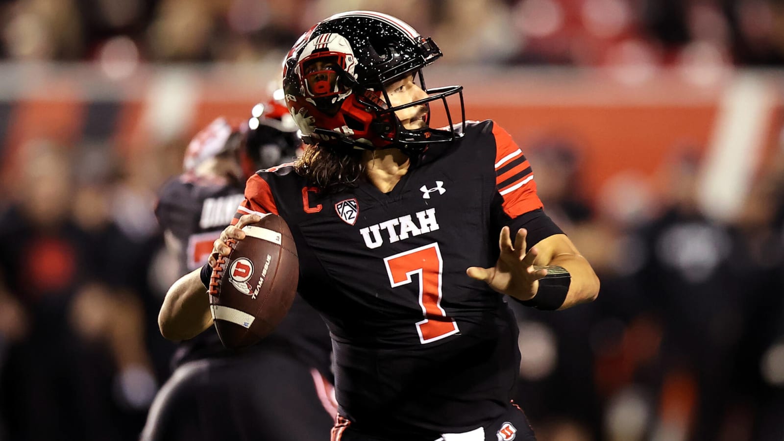 Watch: Utah scores late TD, completes two-point play for 43-42 win