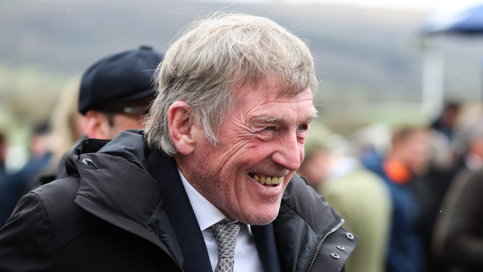 Kenny Dalglish sends message to former Liverpool teammate after award win