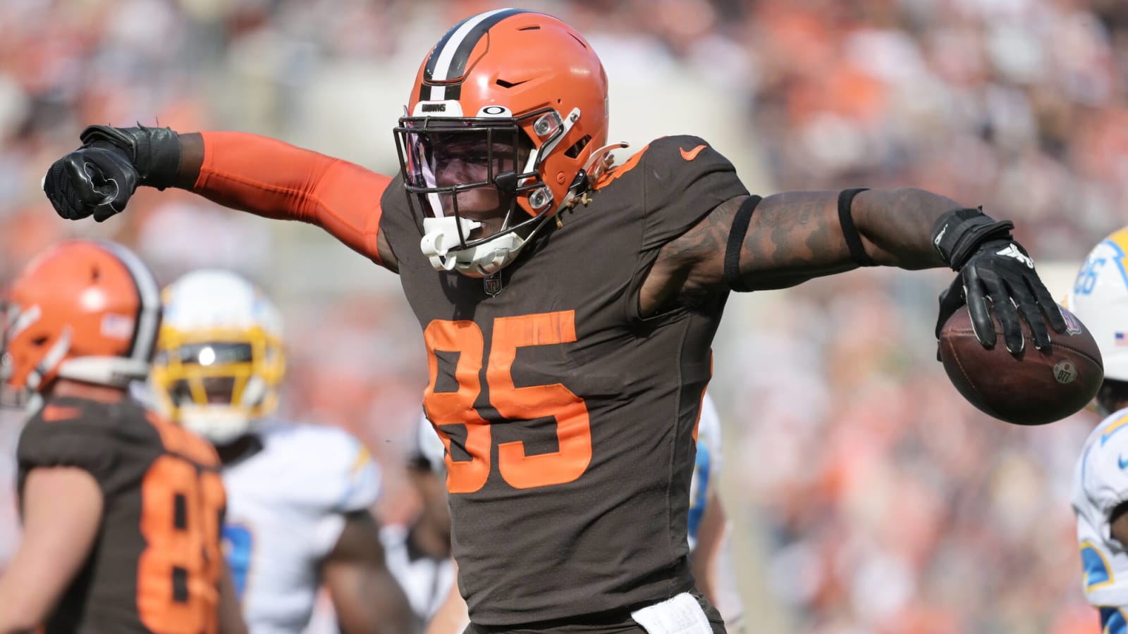 Browns TE David Njoku wants to be better than Hall-of-Famer Ozzie