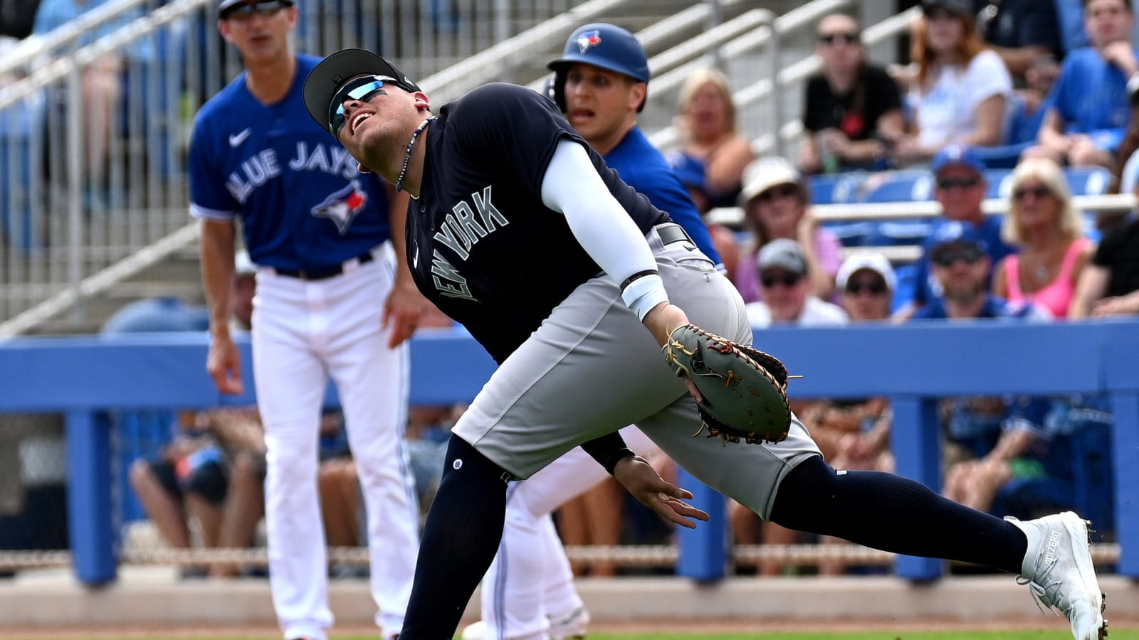 Nationals To Select Andres Chaparro