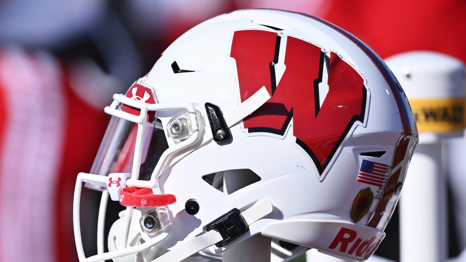 Wisconsin lands three-star DL recruit on radar since January