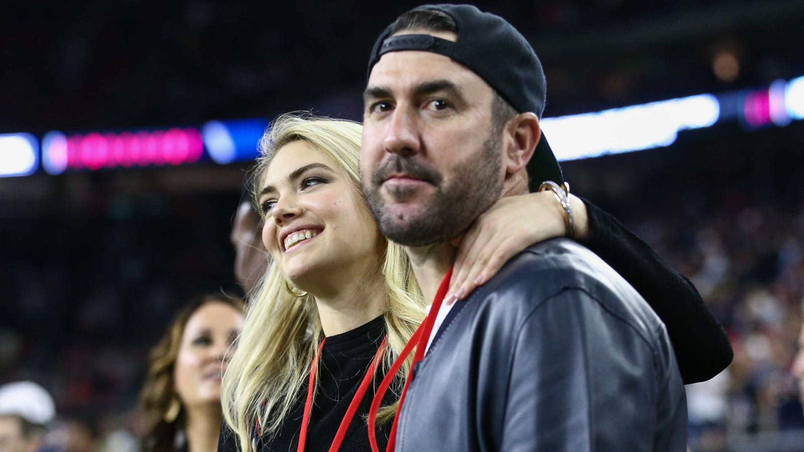 Kate Upton, Justin Verlander bring daughter Genevieve, 3, to MLB