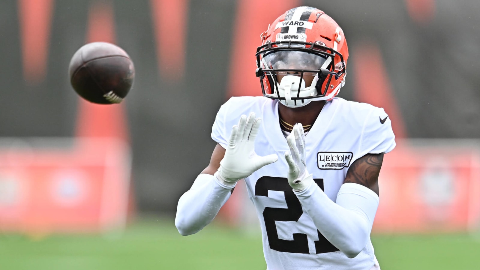 Browns CB Denzel Ward positive for COVID-19, out vs. Steelers