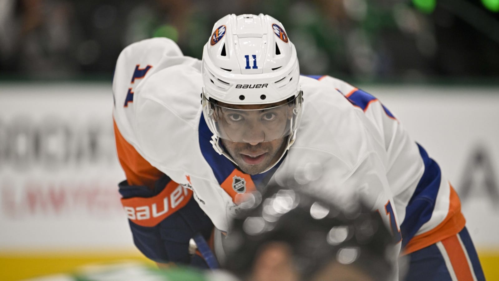 Islanders expected to activate veteran left winger