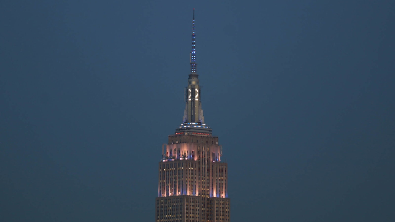 NYC mayor responds to bizarre Empire State Building move