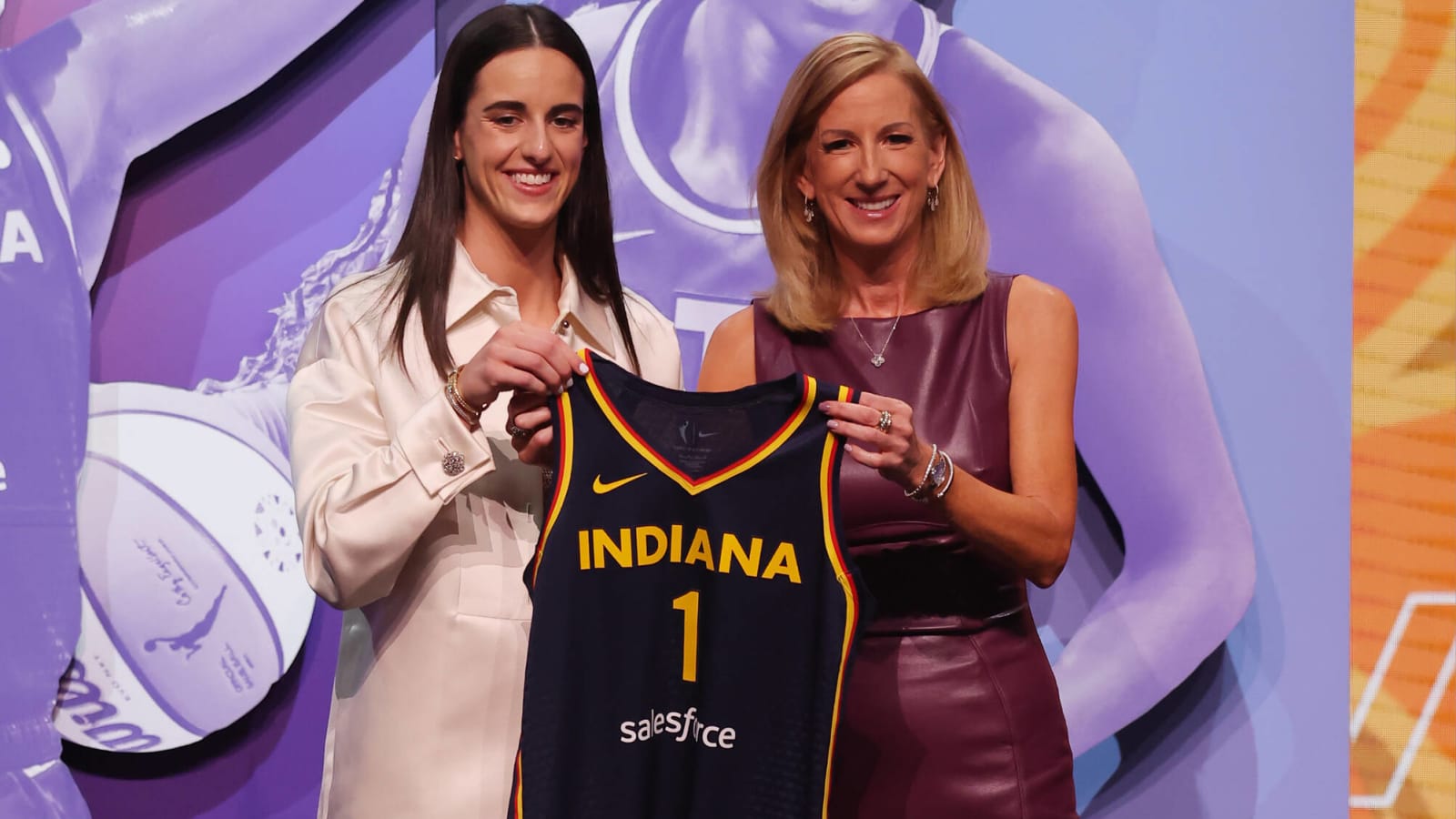 Caitlin Clark, Indiana Fever Boldly Put WNBA On Notice