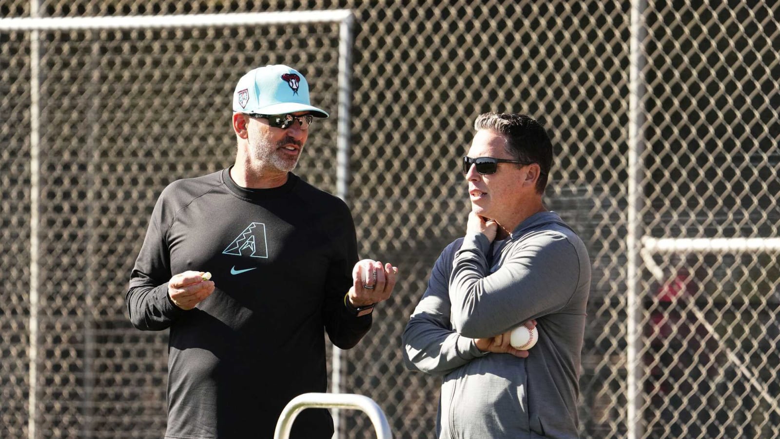 Diamondbacks Promote Shaun Larkin To Third Base Coach