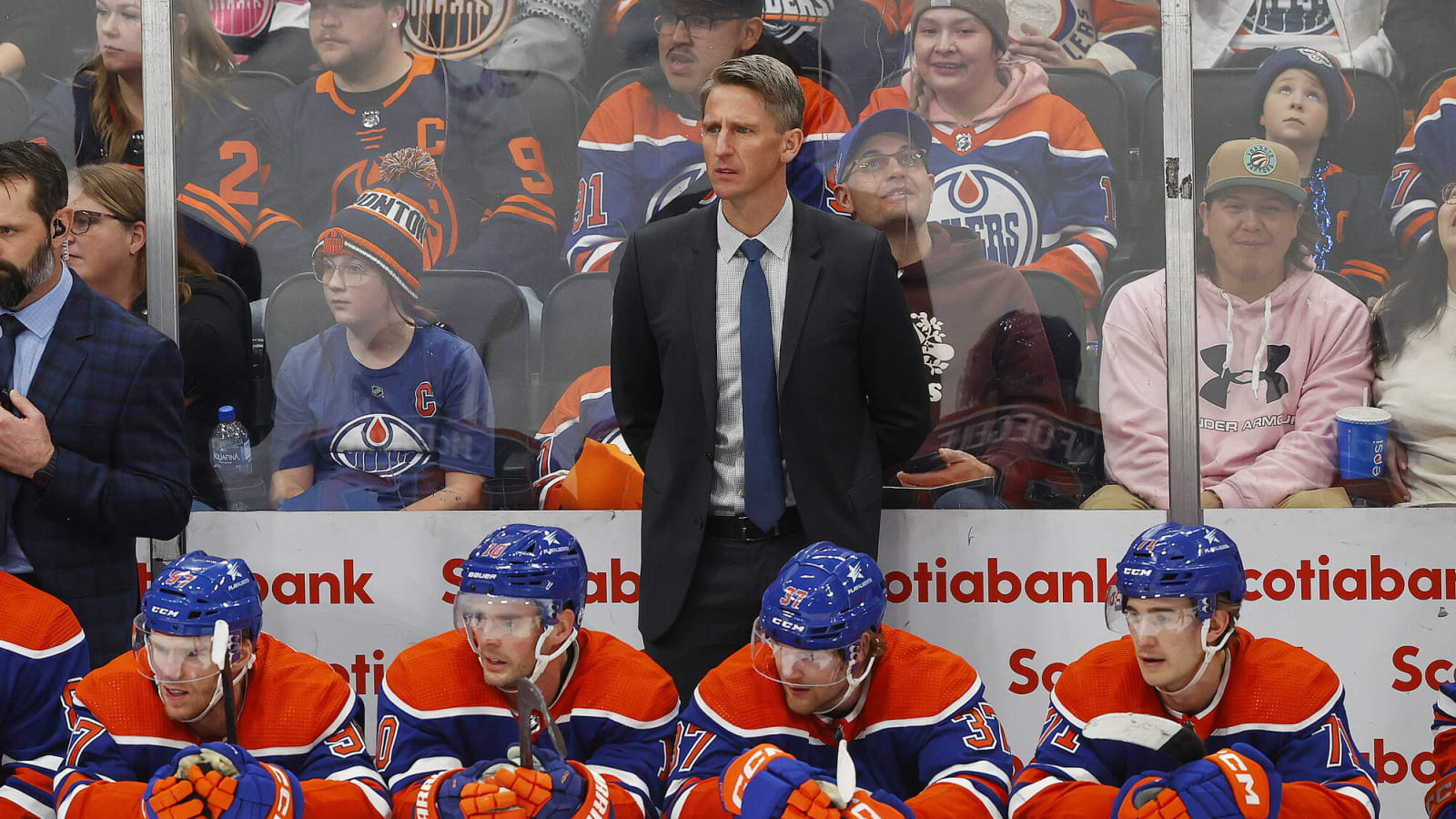 Edmonton Oilers in disarray amid earlyseason coaching change Yardbarker