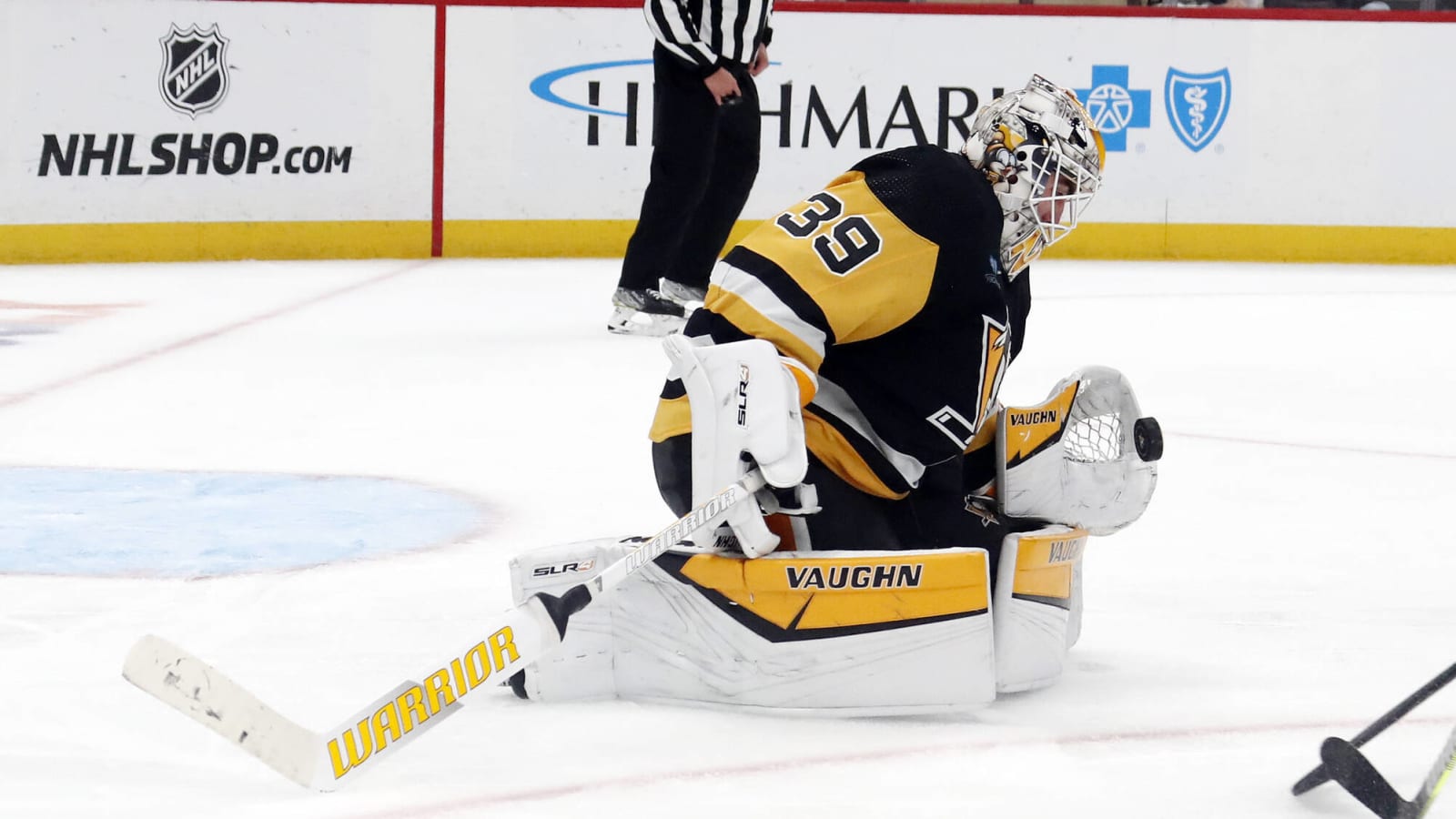 Watch: Penguins netminder scores historic empty-netter