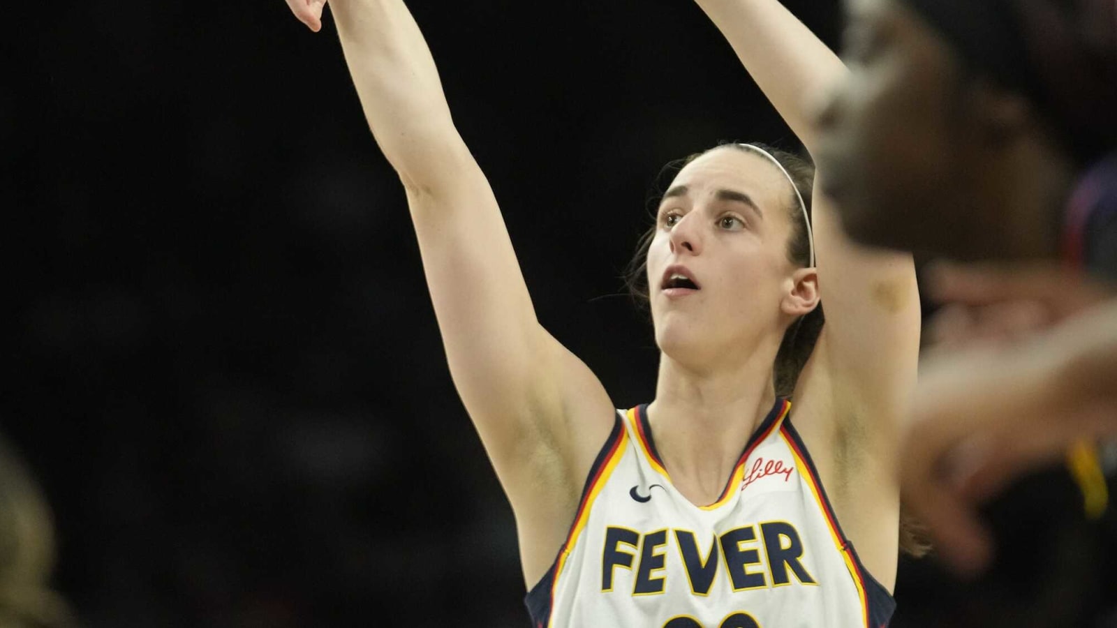 Watch: Caitlin Clark wastes no time finding range from deep in Fever-Liberty showdown