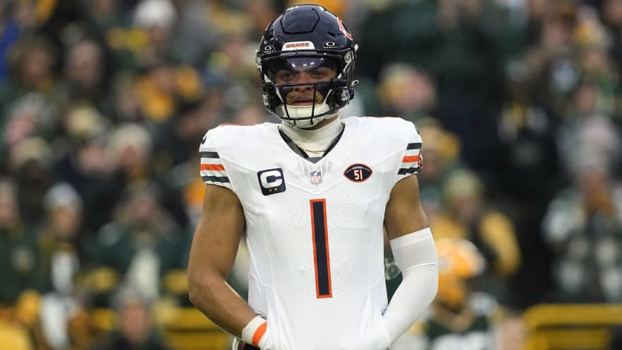 Justin Fields Gets Honest About Bears’ Ryan Poles