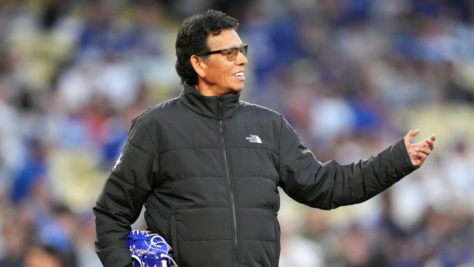 Dodgers announce Fernando Valenzuela tribute for World Series