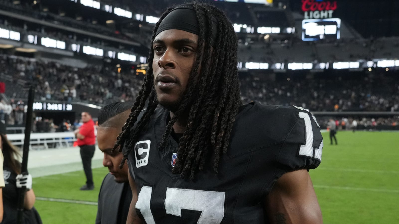 Jets, Davante Adams reportedly agree to contract restructure