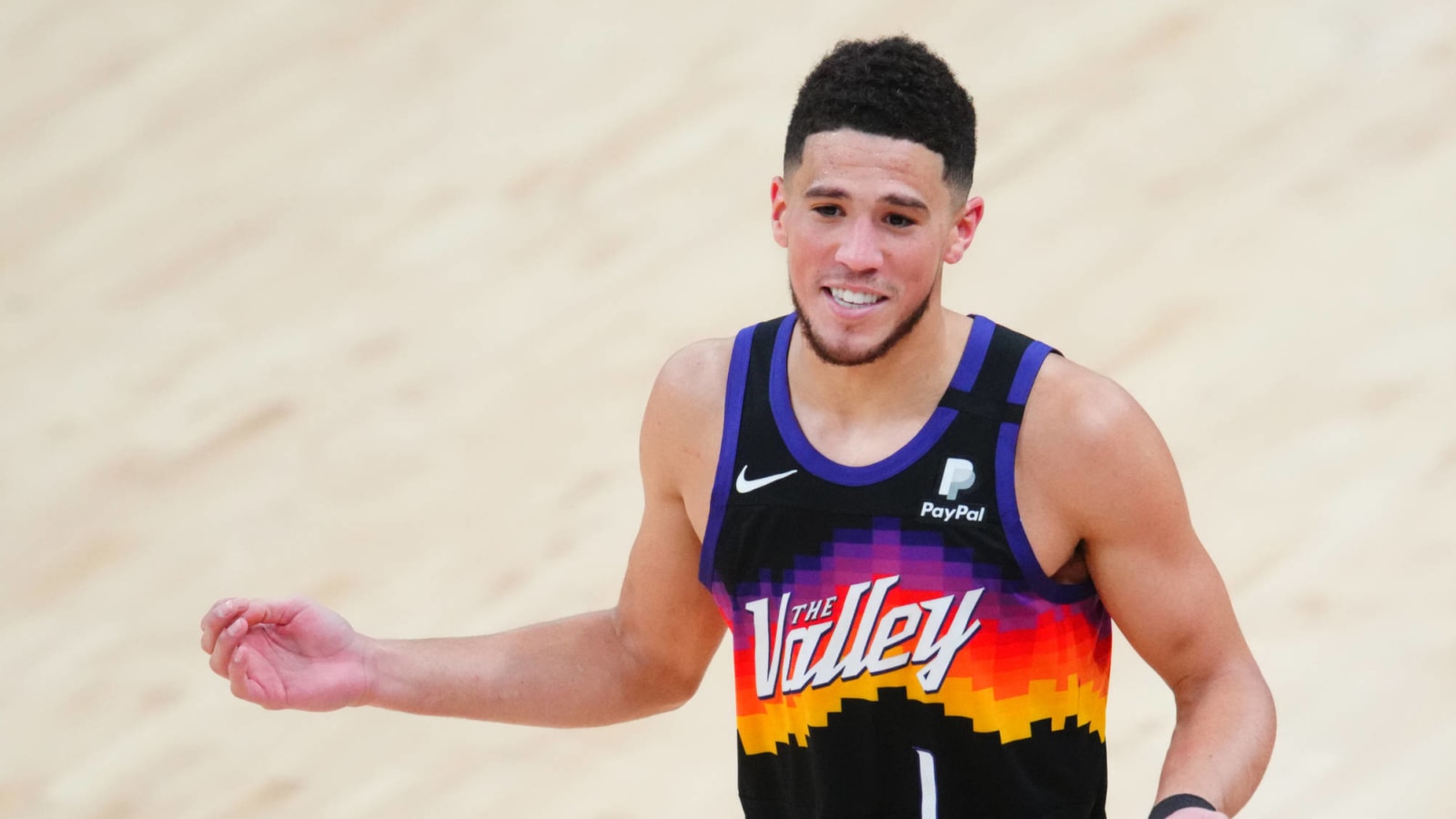 Devin Booker records 40-point triple-double in Suns' Game 1 win
