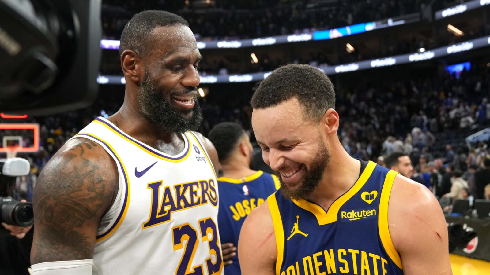 LeBron James doesn't shut down idea of teaming up with Stephen Curry