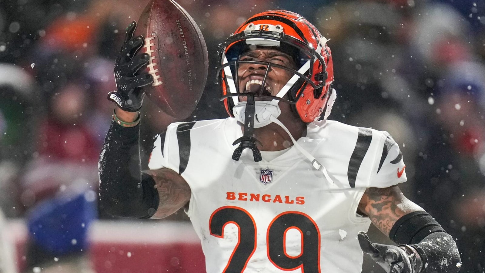 Cincinnati Bengals Star Defender Ready for Massive Leadership Role Delegated to Him in 2024