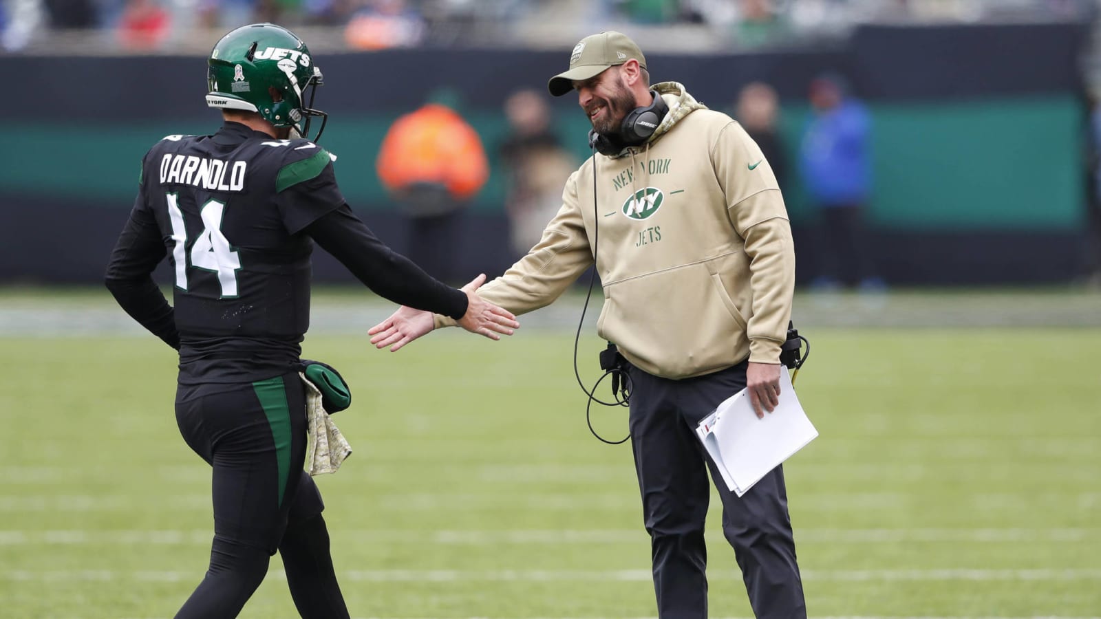 Gase backs QB Darnold again