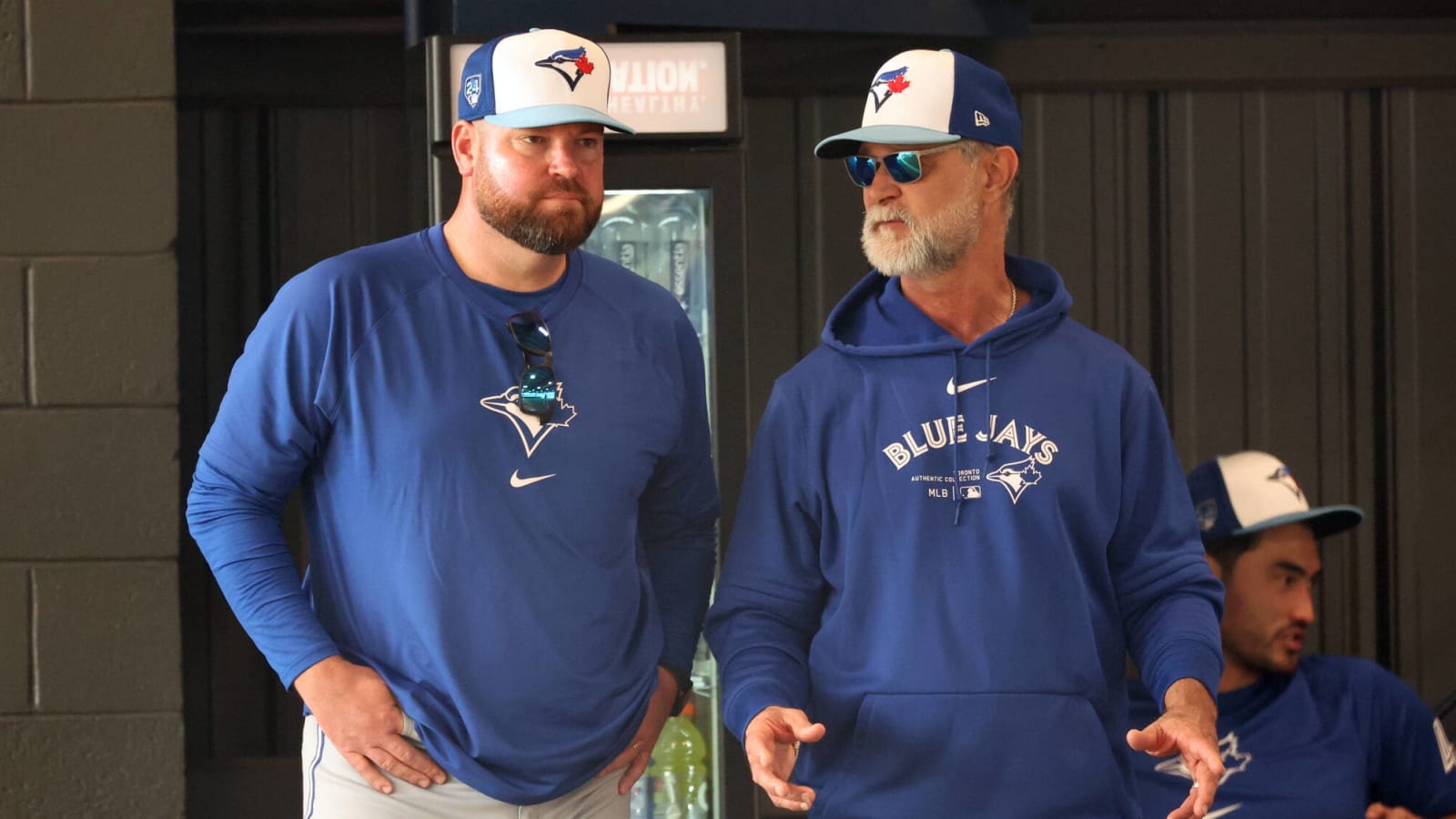 Don Mattingly sports new look at Blue Jays spring training