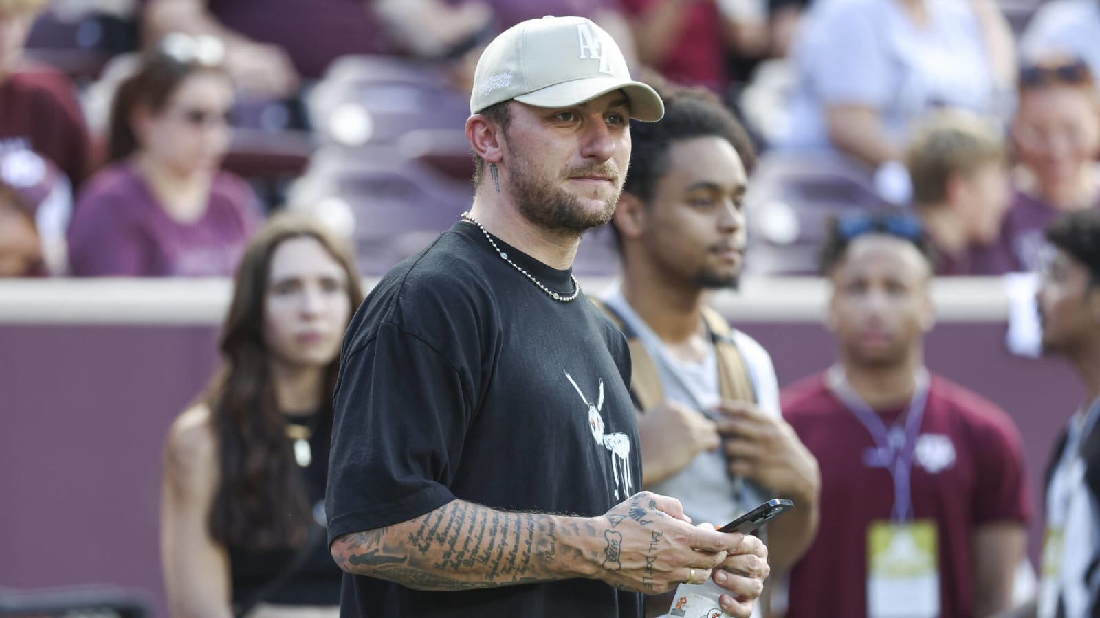 Johnny Manziel reacts to Jimbo Fisher’s firing at Texas A&M