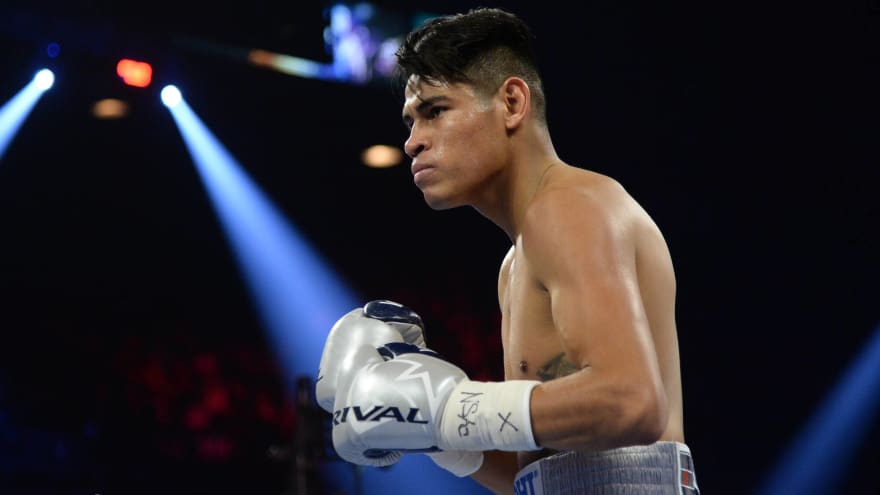 Hard Hitting Emanuel Navarrete Seeks Another World Title