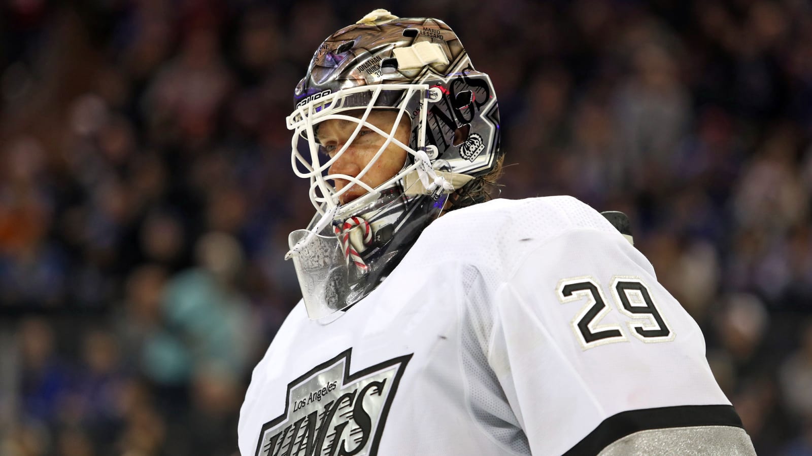 Kings make backup-goaltender switch