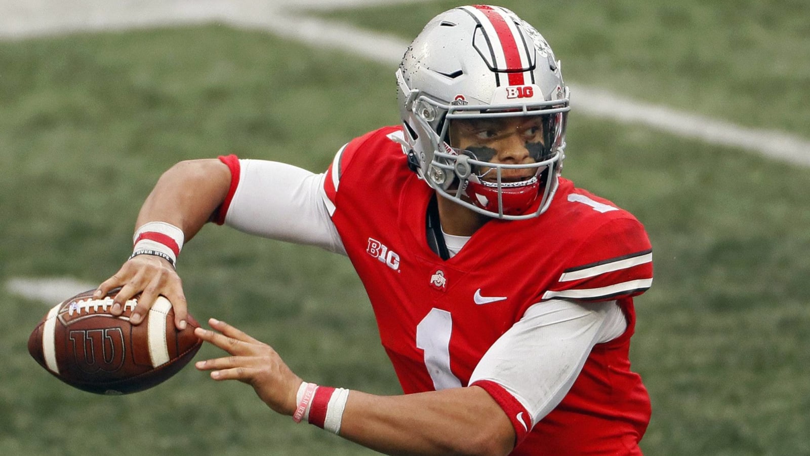 Report: Patriots to attend Justin Fields' second Pro Day