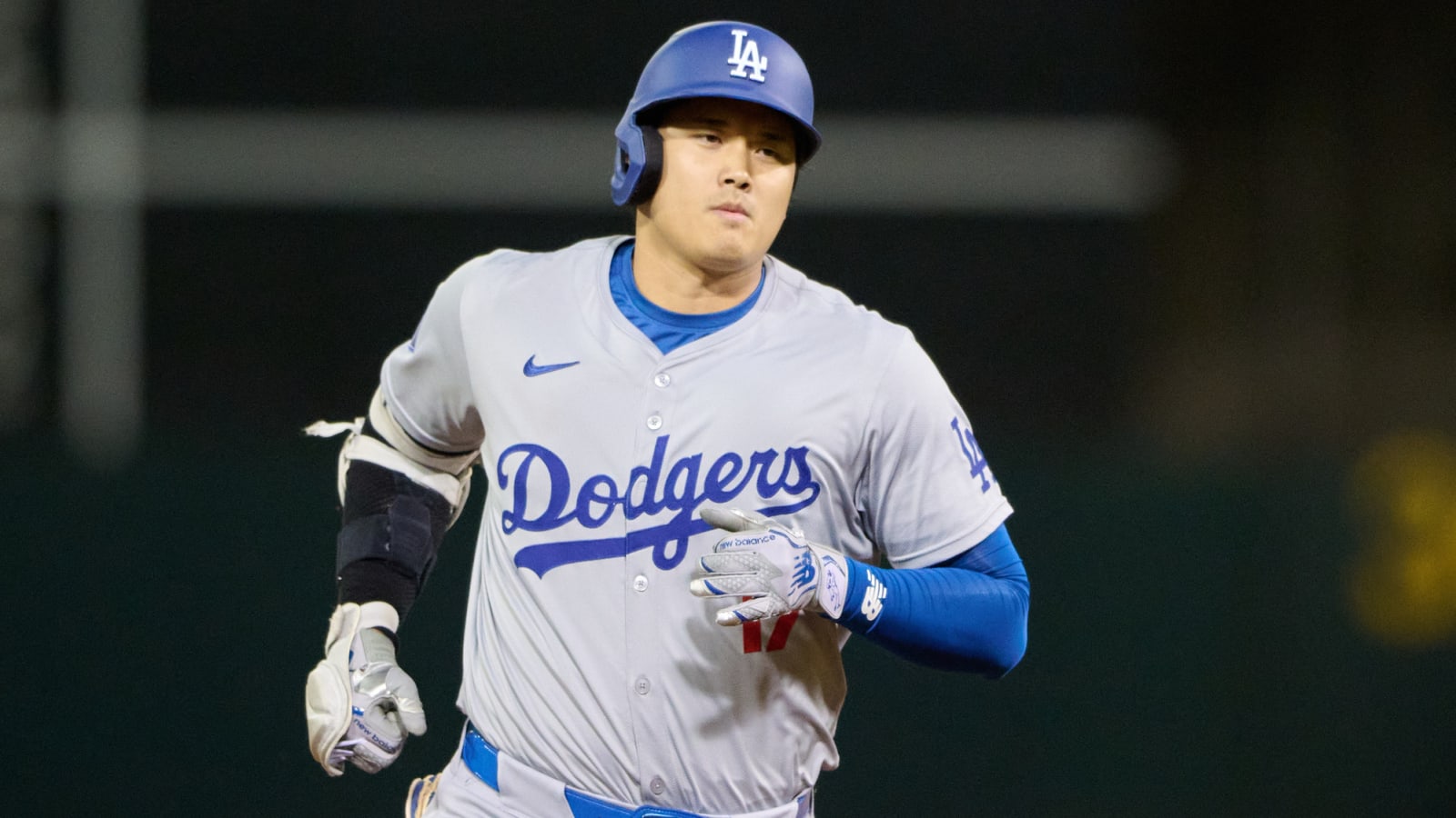Shohei Ohtani makes history in joining 30-30 club