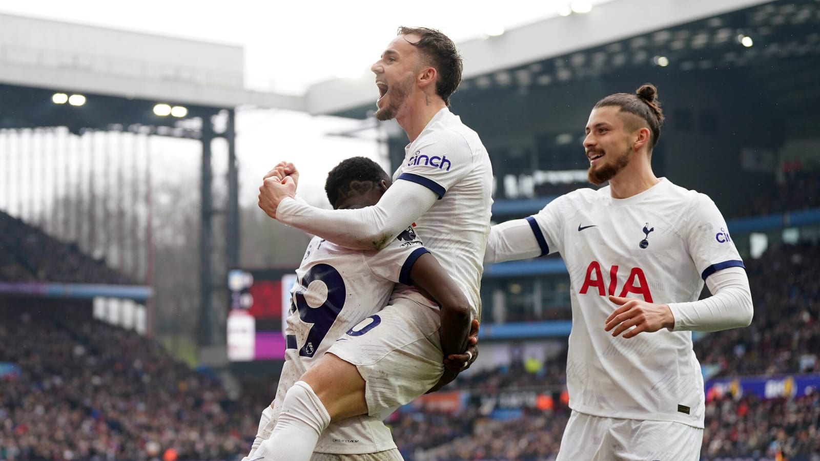 Watch: Tottenham score two more in three minutes in stoppage time to secure massive win against Aston Villa