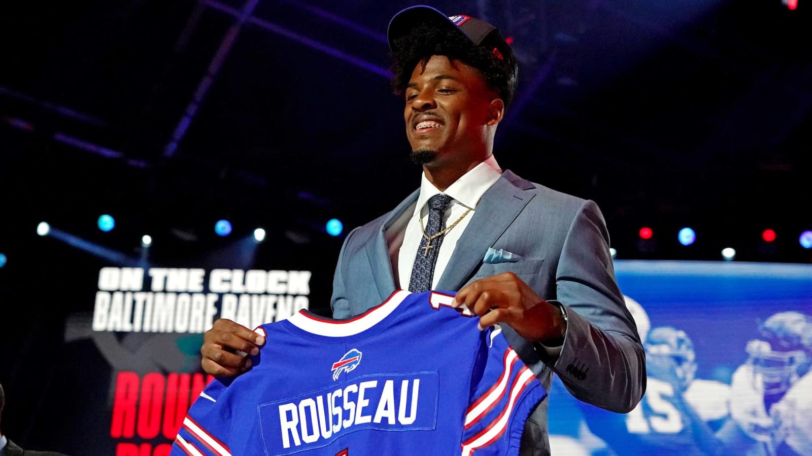 Bills sign first-round pick Gregory Rousseau