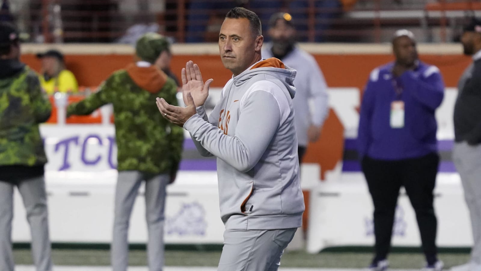 Texas AD wanted to hire Sonny Dykes instead of Steve Sarkisian?