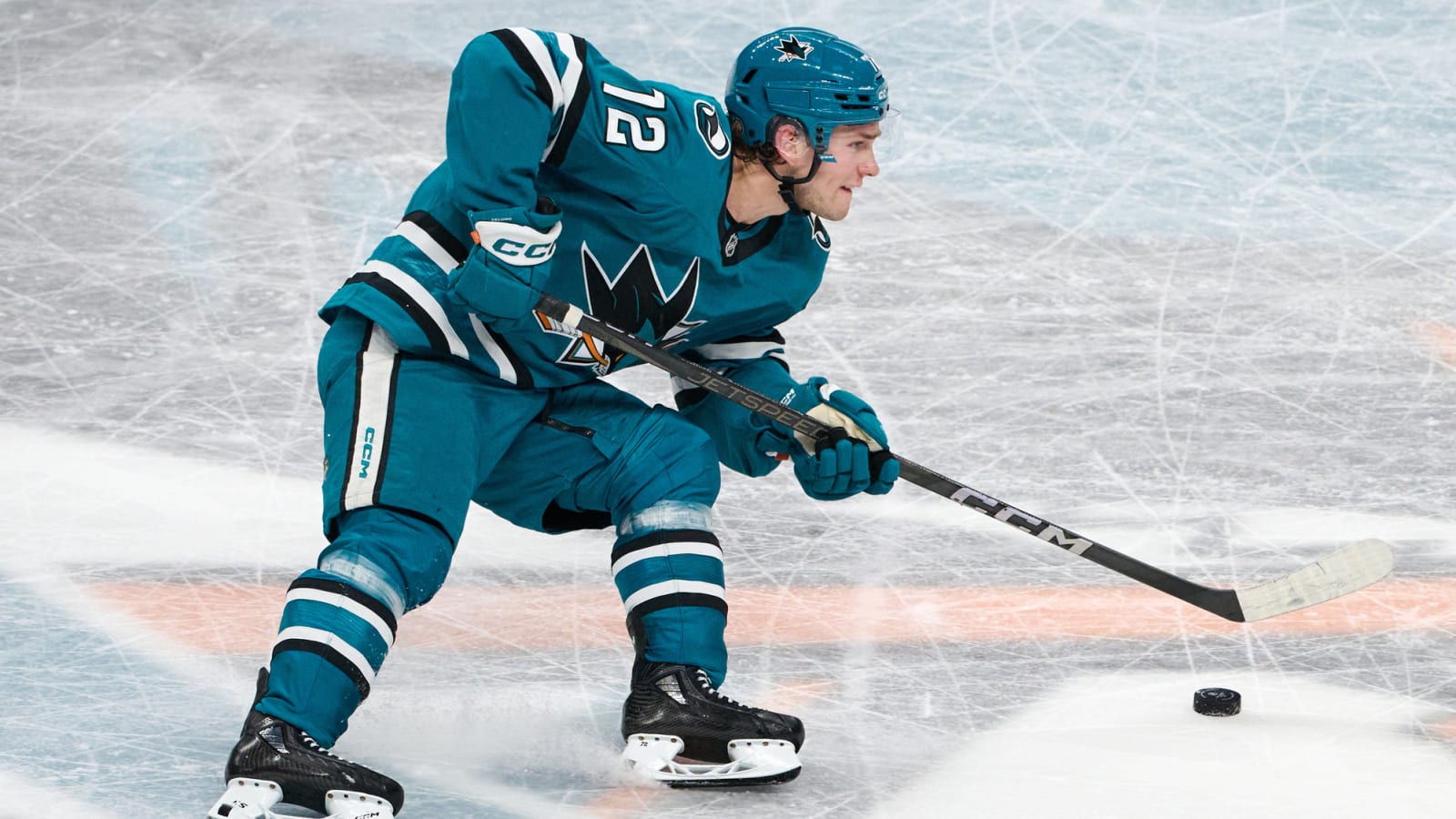 Three points for William Eklund, Sharks win 6-3