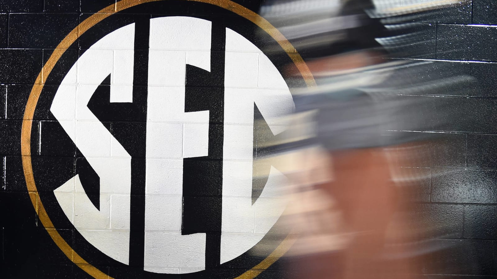 Texas, Oklahoma accept invitations to join the SEC