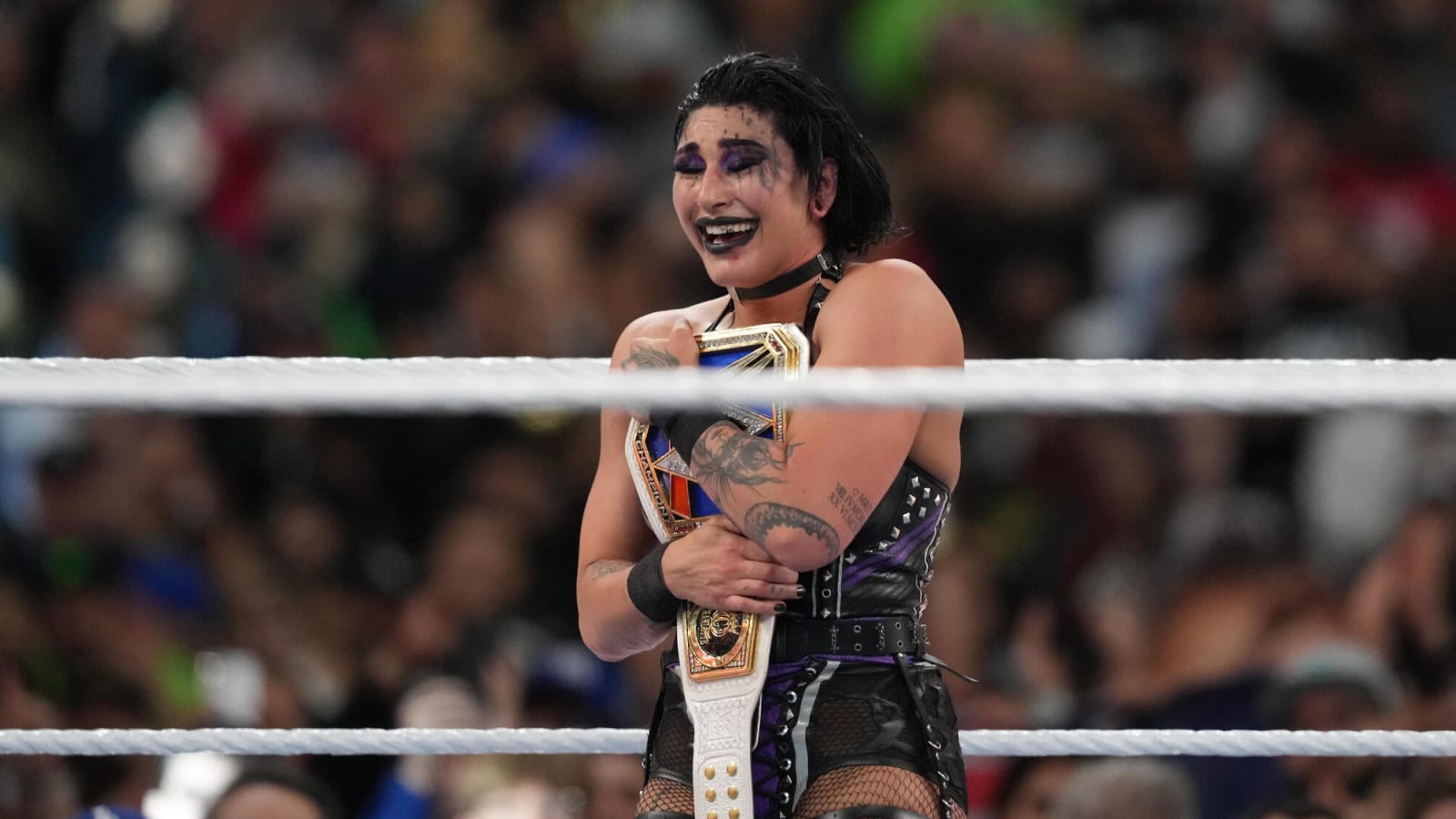 32-year-old WWE Superstar pitches for Rhea Ripley to face Dominik Mysterio at WrestleMania following shocking betrayal