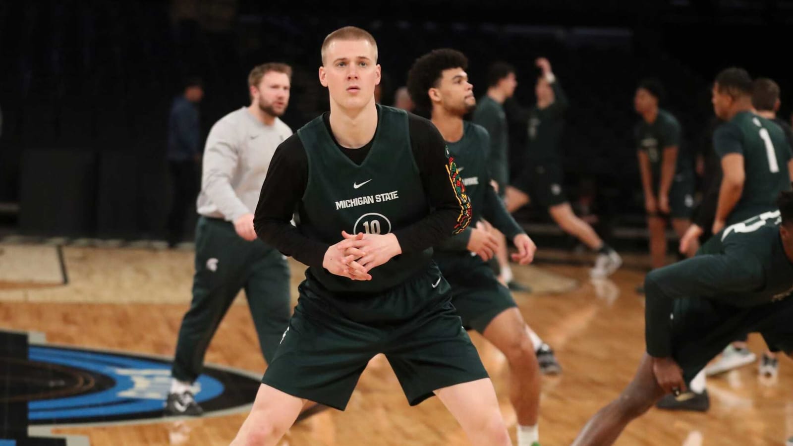 Hawks Sign Joey Hauser To Exhibit 10 Deal