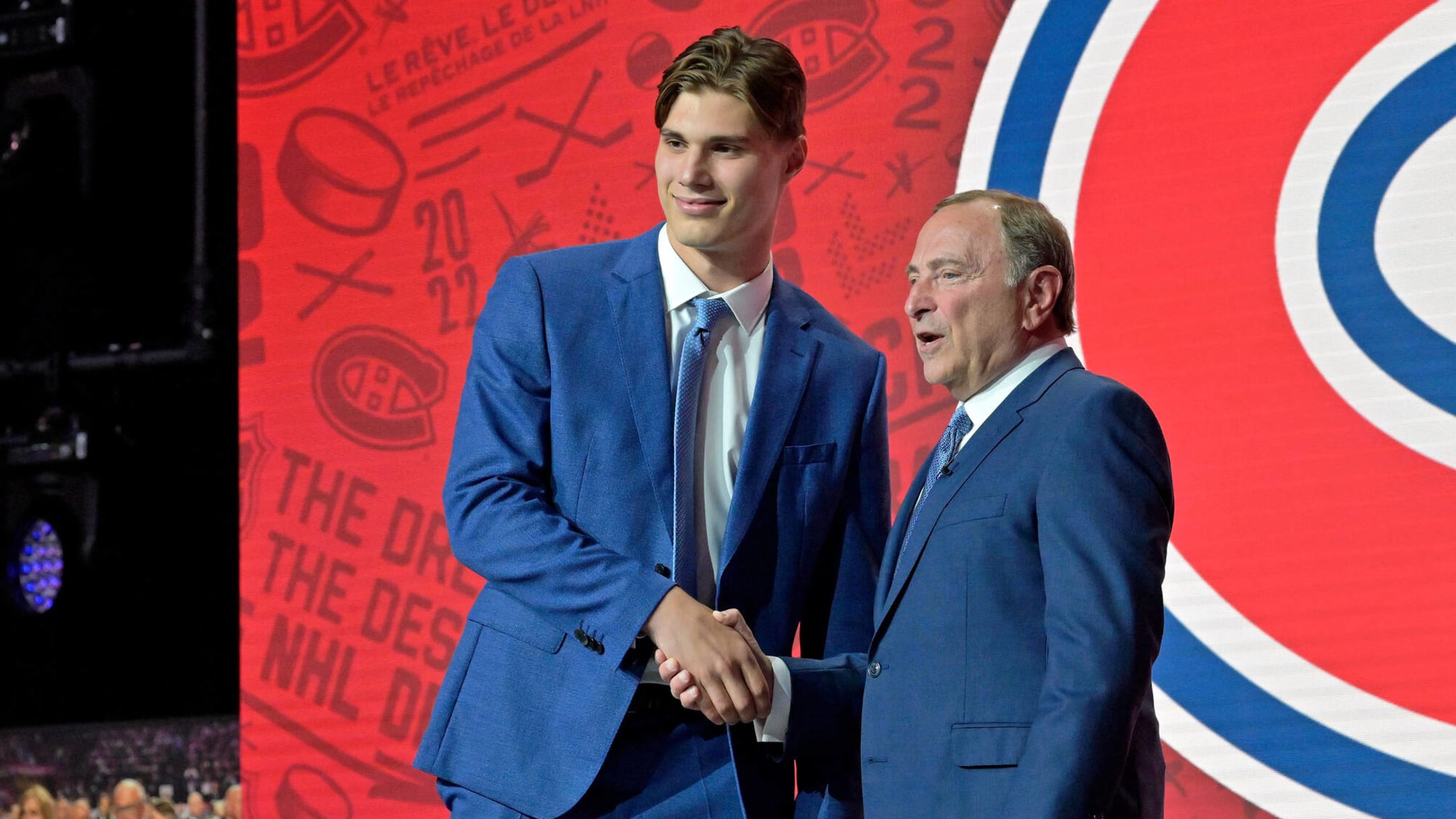 Top 2022 draft picks Juraj Slafkovsky, Shane Wright sign entry-level  contracts - Daily Faceoff