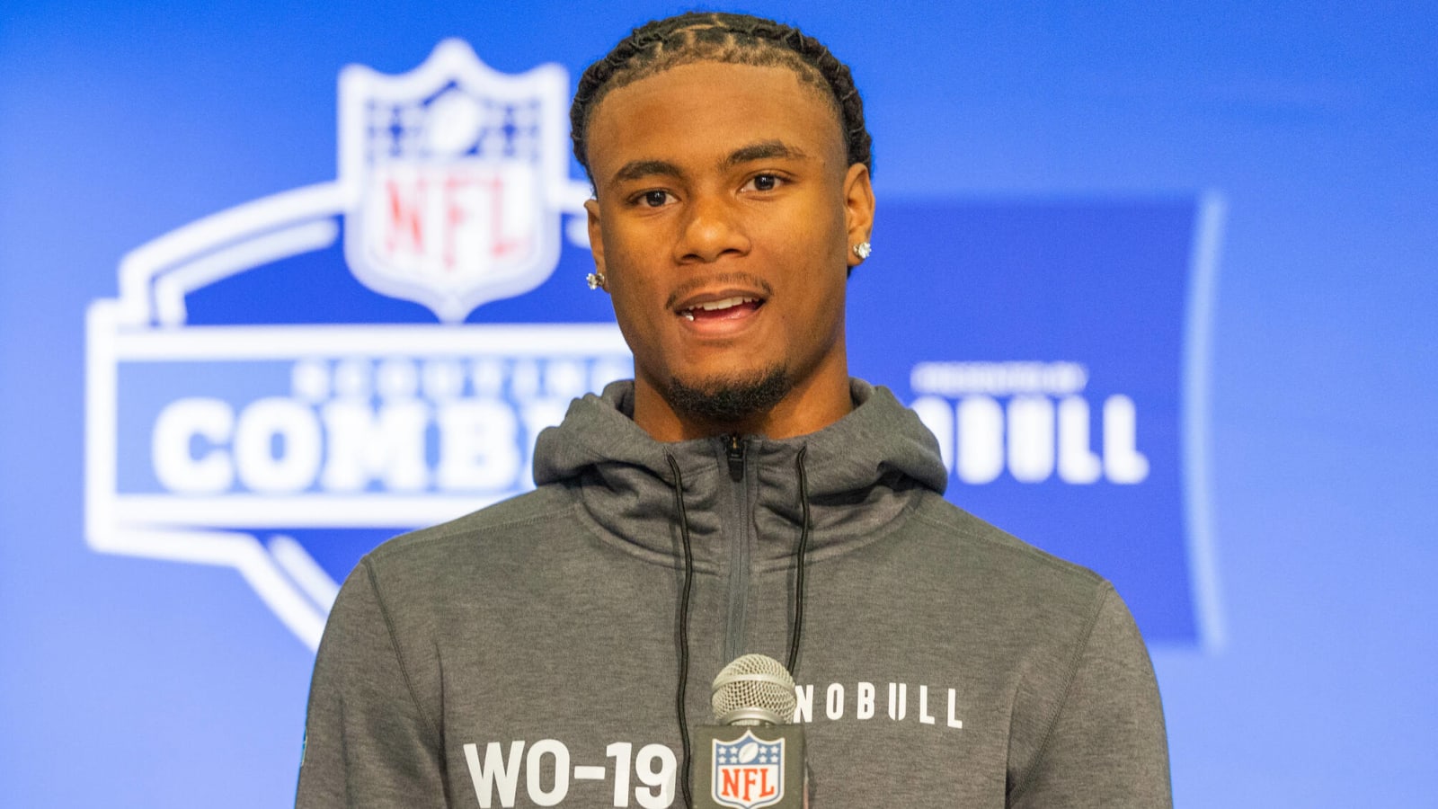 Colts sign second-rounder, wrap draft class deals
