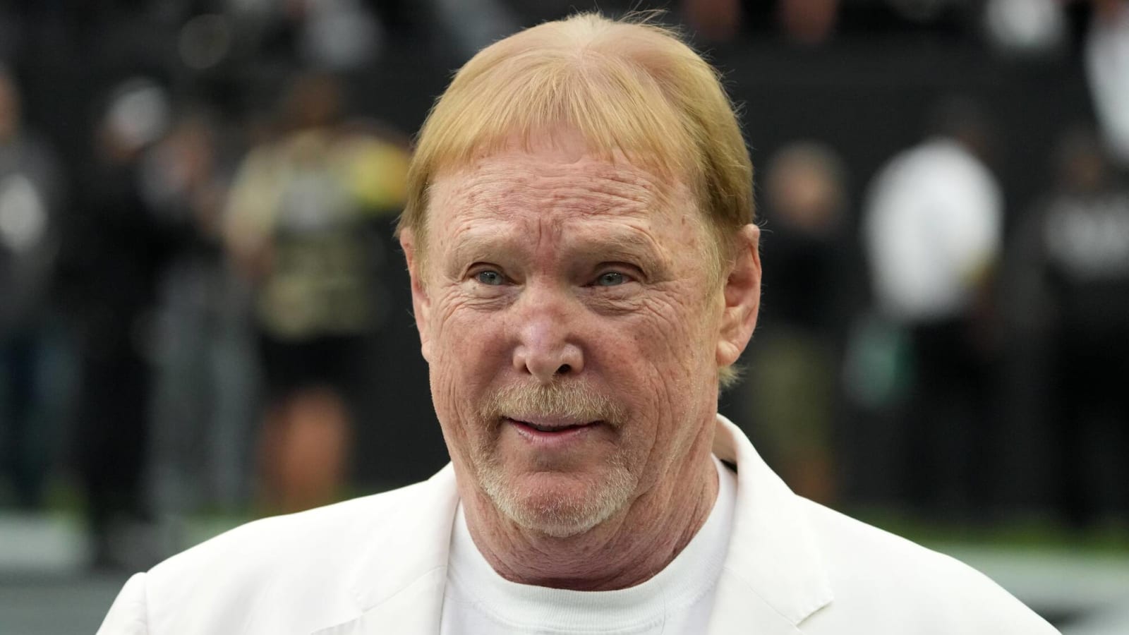 Raiders owner Mark Davis puts support beyond Josh McDaniels