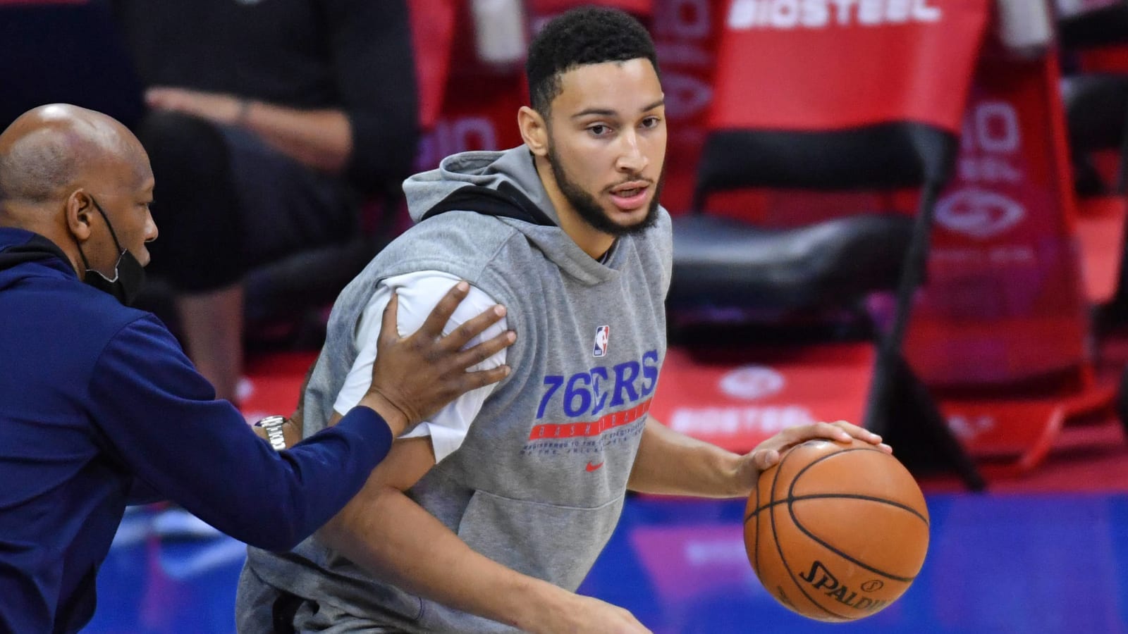 Report: Simmons 'intends to never play another game' for 76ers