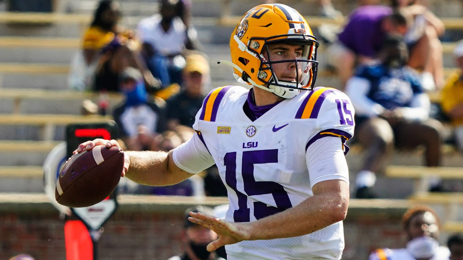 LSU's Myles Brennan gets encouraging update on broken arm